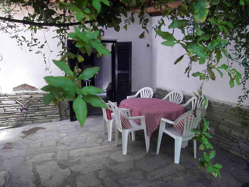 Charming Maisonette Polychrono Luaran gambar