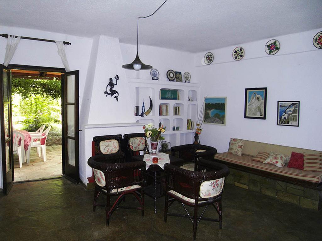 Charming Maisonette Polychrono Luaran gambar