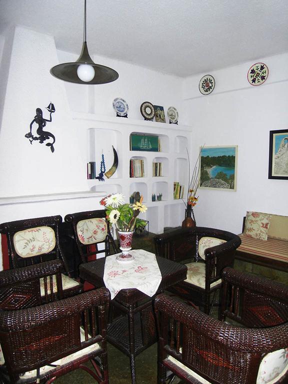Charming Maisonette Polychrono Luaran gambar